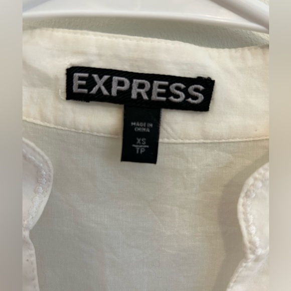 Express white sleeveless top in XSP - Picture 3 of 4